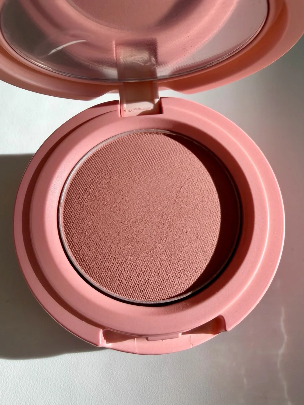 Kaja Beauty Bento Box Eyeshadow Trio- Glowing Guava NWOBox